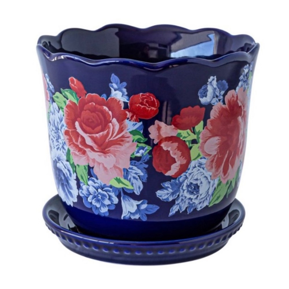The Pioneer Woman Heritage Floral Planter Has a small white flaw in the glaze